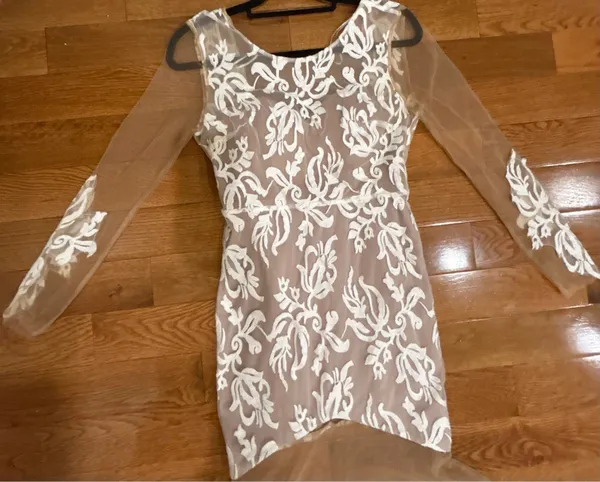 Love Triangle PURE GLAMOUR Nude&White Lace backless Formal maxi Dress-Size Small - Image 13