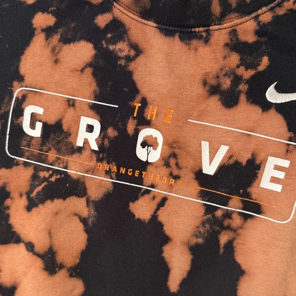 Nike The Grove Orange Theory Sweatshirt Womens S Oversized Boxy Bleached Active - Image 2
