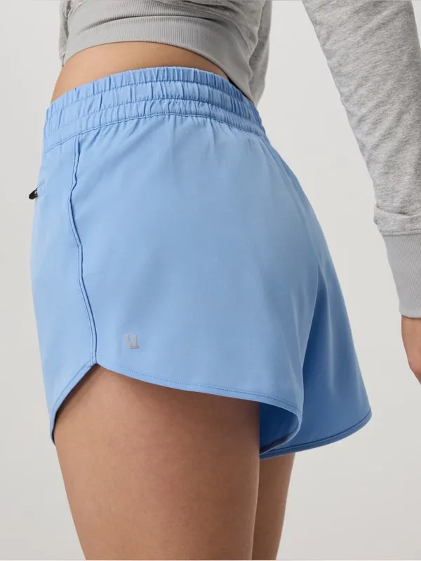Vuori Clementine 2.0 Shorts Oasis Blue Womens Size XS - Image 3