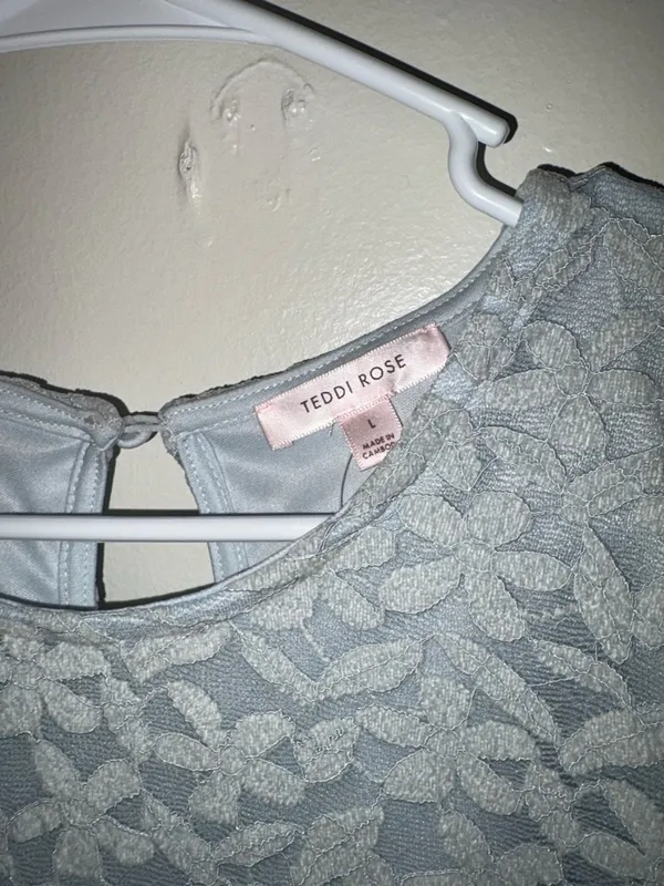 Women's Light Blue Floral Lace Short Sleeve Blouse - Image 3