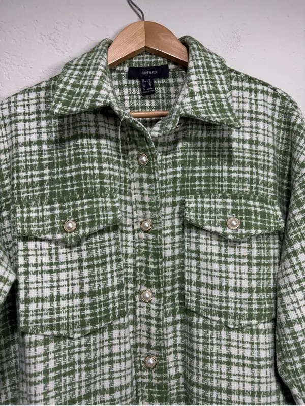 Forever 21 Green & White Tweed Houndstooth Shacket Pearl Buttons Medium - Image 3