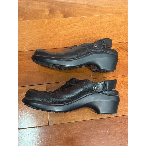 Ariat Women's Black Leather Clog Shoes‎  Size 8.5B - Image 5
