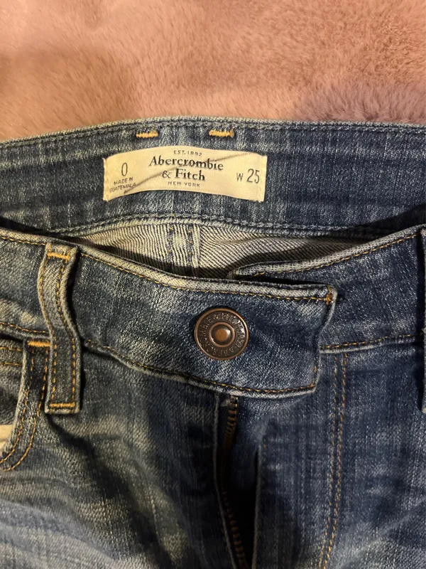 Abercrombie and fitch bootleg jeans - Image 2