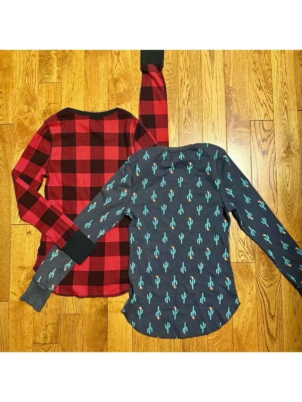 Women’s Size Medium Old Navy Red Plaid and Cactus Long Sleeve Thermal Bundle - Image 6