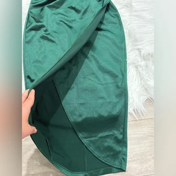 🆕 Windsor Women’s Green Spaghetti Dress Size S - Image 3