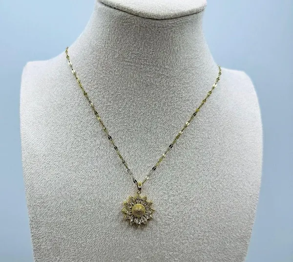 Sunflower Necklace 18K Golden Plated Stainless Steel - Image 2