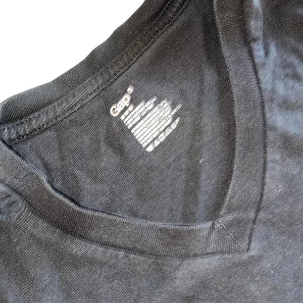 Gap Black Cotton T-shirt Size Small. - Image 3