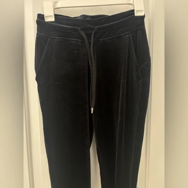 Lululemon Ready to Crush High-Rise Velour Jogger *Full Length black - Image 6