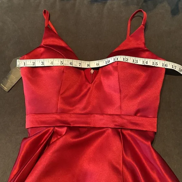 Women’s Short Red Satin Prom Party Homecoming Dress Zip Up Back Size 2 NWT - Image 10