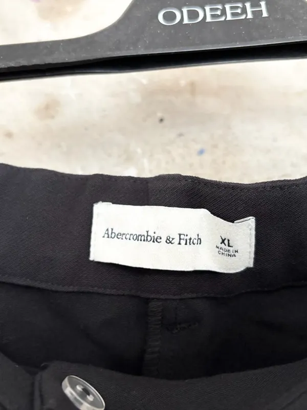 Abercrombie Sloane Tailored Shorts - Image 3