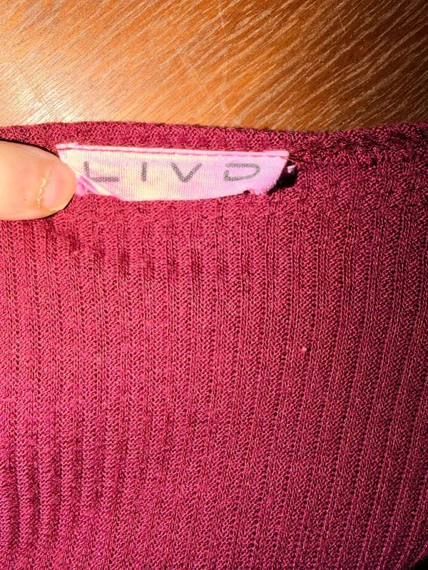 Livd 1x Burgundy V neck maxi dress - Image 3