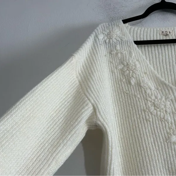 POL Cream V-Neck Pearl Beaded Floral Sweater Size Small Boho Coquette - Image 11