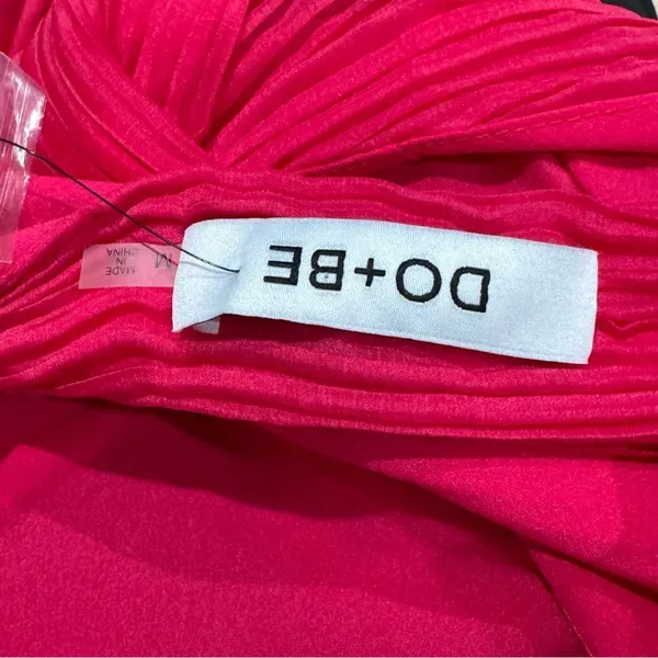 NEW Do+Be Hot Pink Pleated Halter Crop Top Tie Back Women’s Medium - Image 5