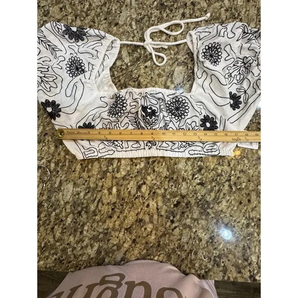 Free‎ People NWT size Medium Embroidered Lotus Top Only Cropped - Image 10