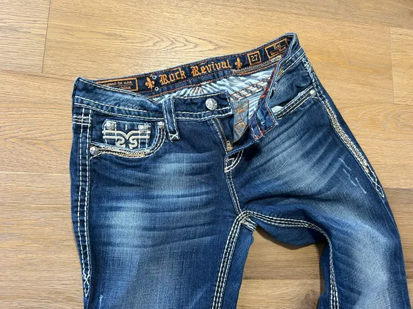 Tall!! Size 27/size 4 women’s bootcut jeans - Image 7