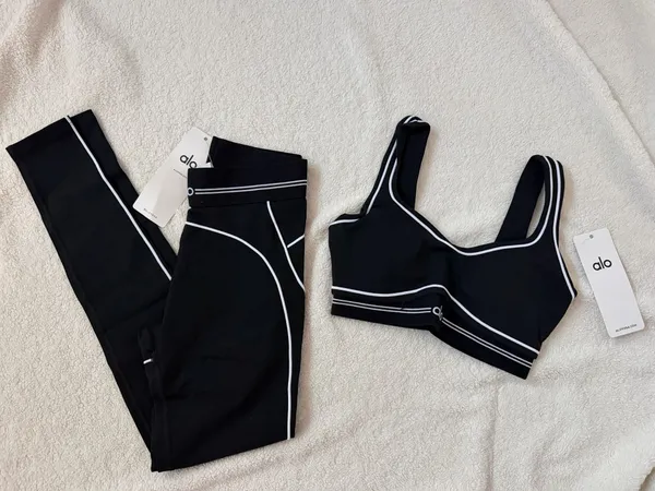 Alo yoga set - Image 2