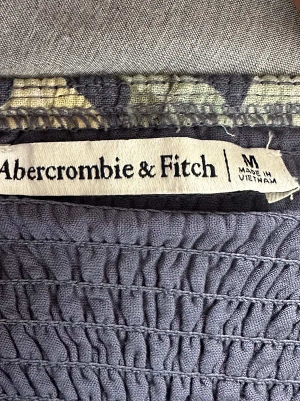 Abercrombie & Fitch Size Medium Blue Linen-Blend Crop Top Lemon Print Boho - Image 5