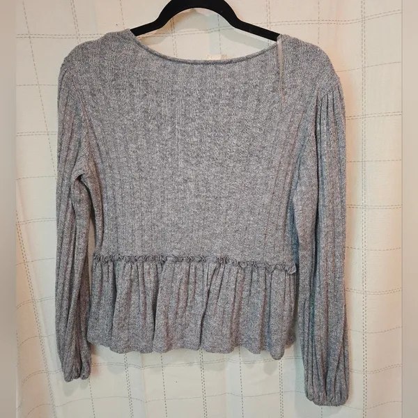 Altard State V Neck Top - Image 5