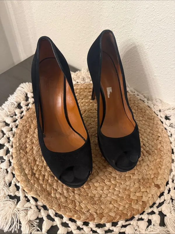 Gucci Black Suede‎ Peep Toe Platform Stiletto Pumps Heels Size 37 - Image 3