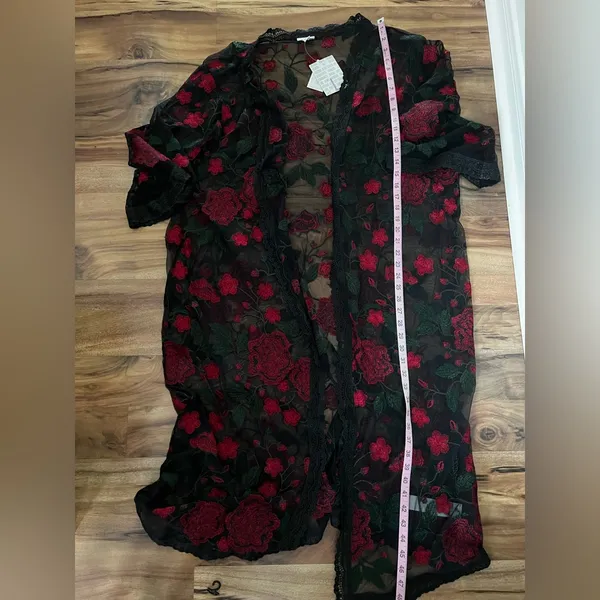 NWT - L - LULAROE - Elegant Black and Red Lace Robe - Image 5