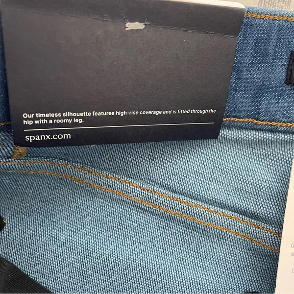 Spanx Cropped Wide Leg Jean Washed Blue Size Medium Patch Pocket Chore Retro - Image 6