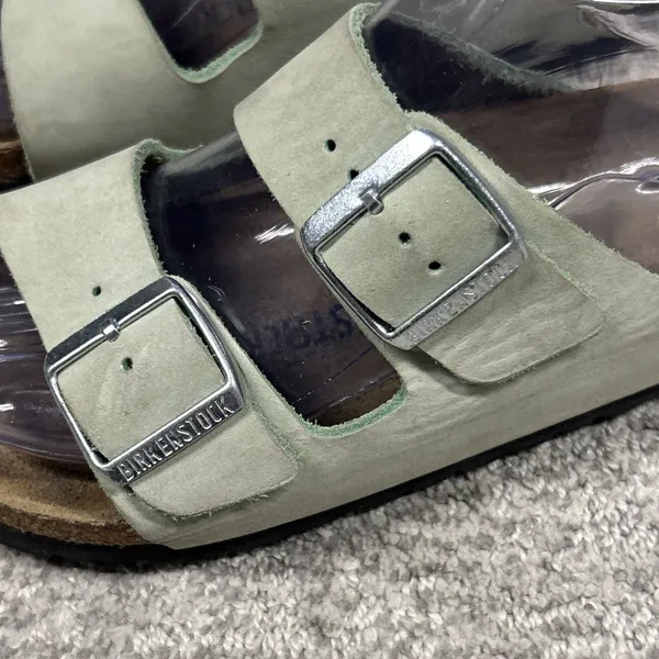 Birkenstock Arizona Leather Sandals Womens 7 Light Green EU 38 Mens 5 - Image 2