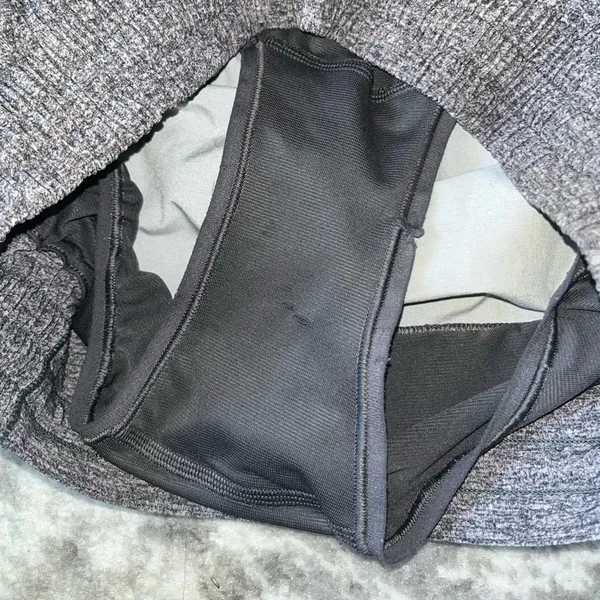 Lululemon Hotty Hot Short *High-Rise 2.5" - Image 4