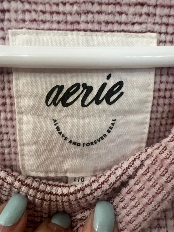 aerie Relaxed Waffle-Knit Crewneck Sweater in Dusty Pink - Image 3