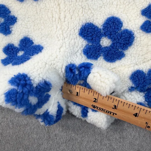 Day + Moon Size Small Cream Blue Floral Sherpa Fleece Lounge Shorts High Rise - Image 2