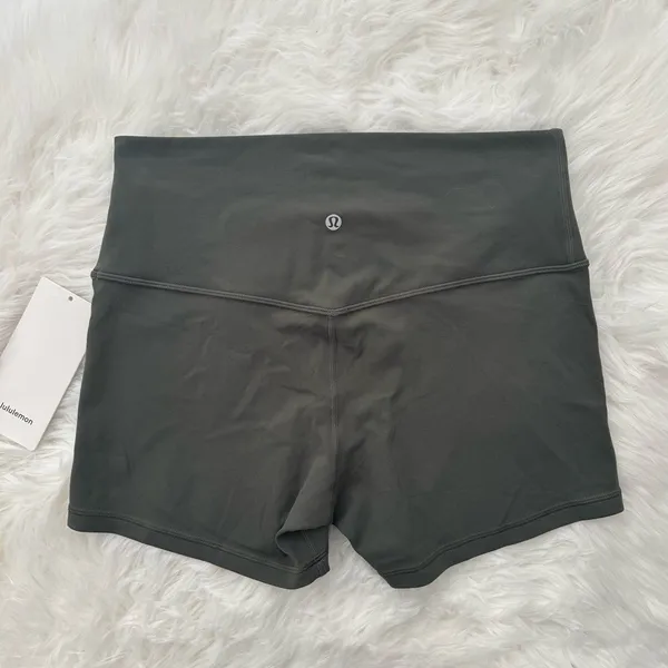 Lululemon Align High Rise Short 4" Army Green Size 10 - Image 6