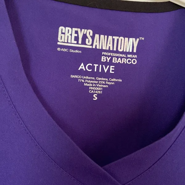 Grey’s Anatomy Professional Wear by BARCO Active Scrub Top Small Purple - Image 5