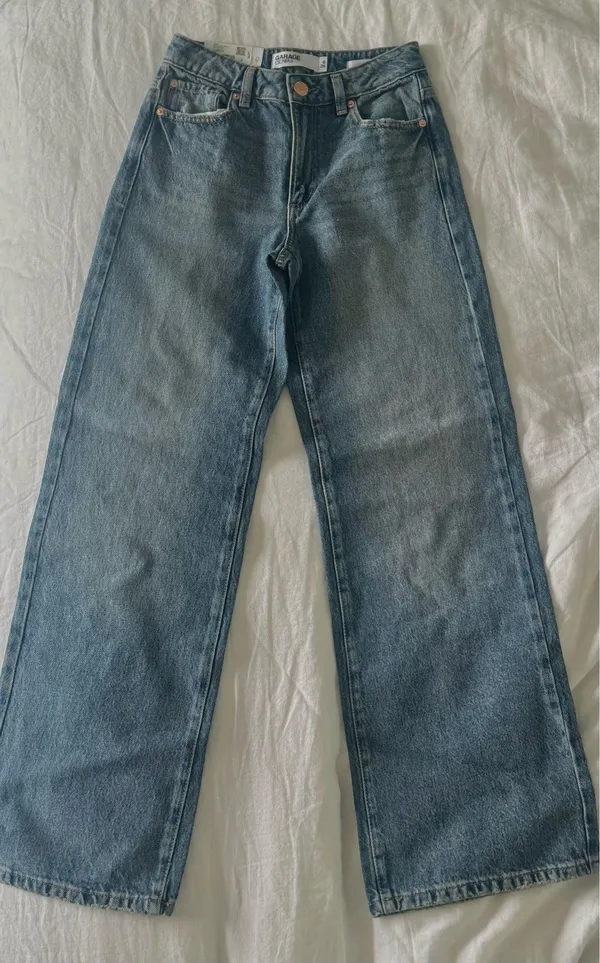 Garage Low-Rise Baggy Jeans - Image 3
