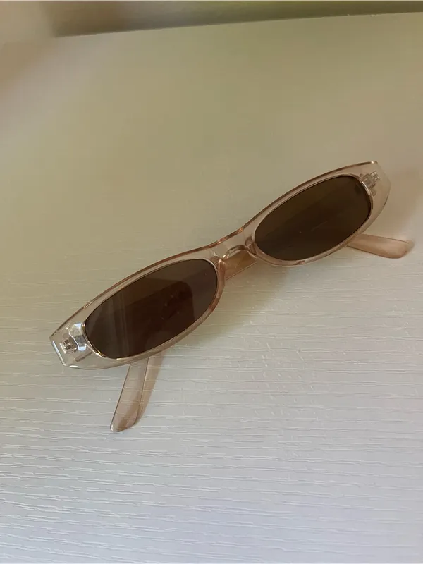 Transparent tan sunglasses - Image 4
