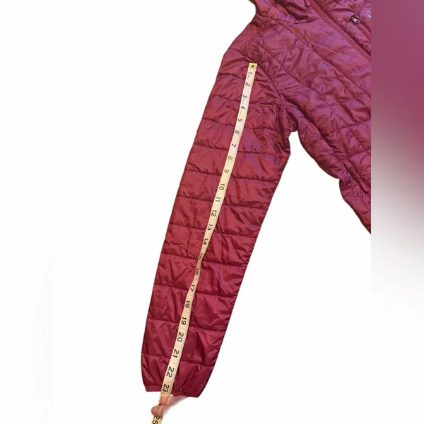 L.L. Bean Women’s Primaloft Packaway hooded jacket XS Peitte Raspberry Pink - Image 11