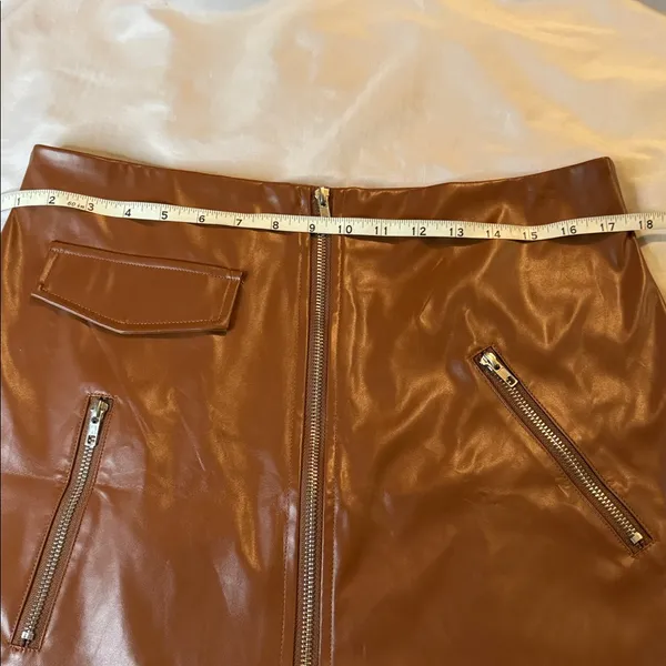 Brown Faux Leather Mini Skirt with Zipper Details - Image 5