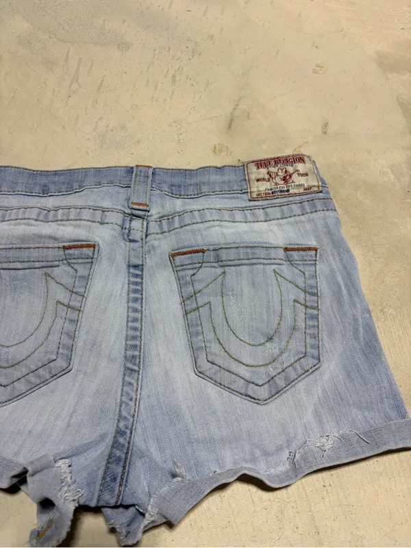 True religion boyfriend Light Blue Denim cutoff Shorts 30 - Image 8