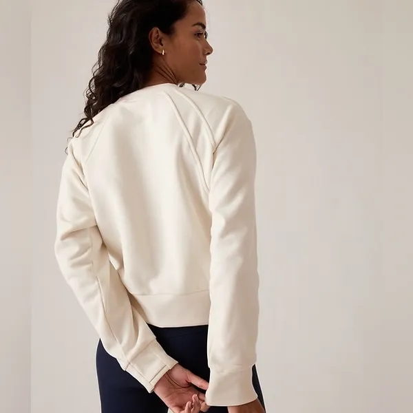 Athleta Off-White Super Soft Pullover size Small - Image 2