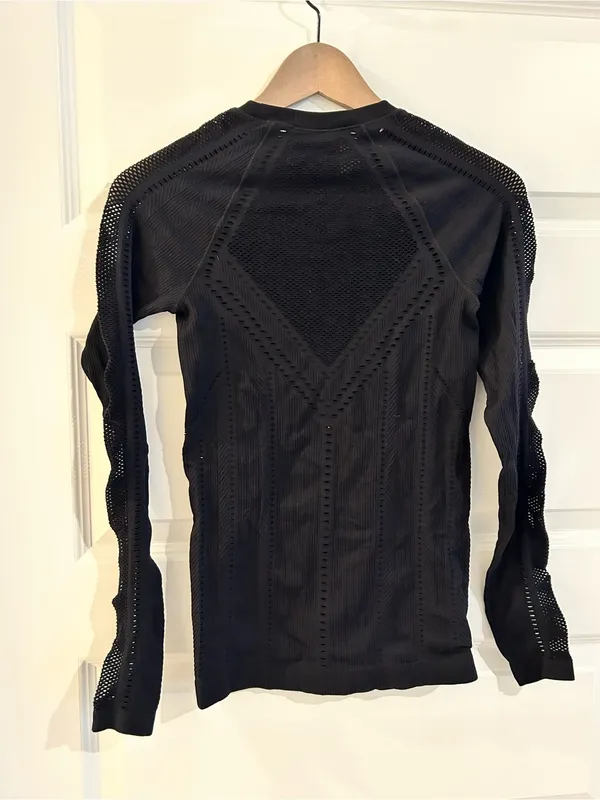 Athleta Oxygen Mesh Top Black Size XS - Image 8