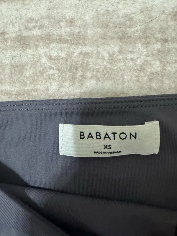 Aritzia babaton square neck bodysuit size xs  - Image 3