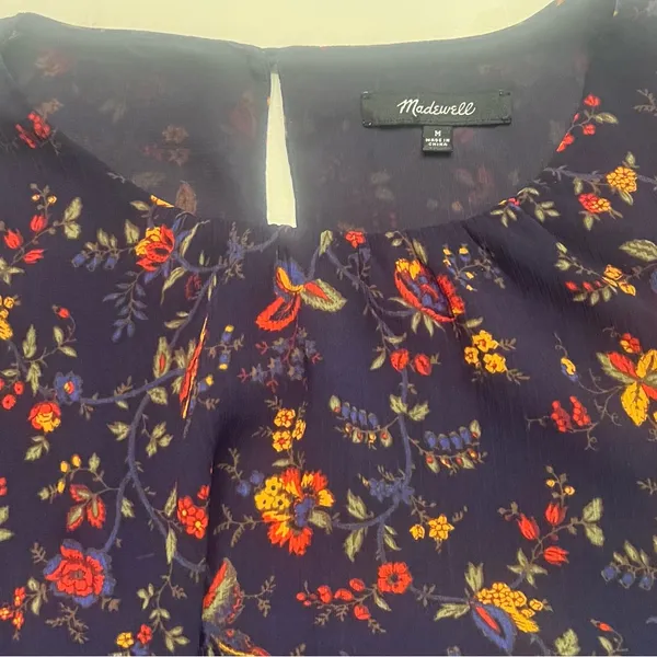 Madewell Ruffle-Sleeve‎ Top Blouse in Climbing Vine Navy Blue Floral Size Medium - Image 13