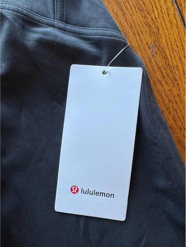 Lululemon Instill High Rise 25” Black Size 6 NWT - Image 5