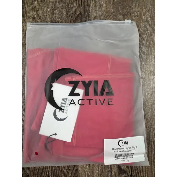 Zyia Active NWT Metallic Light N Tight Crop Leggings red Athletic Gym 12 - Image 2