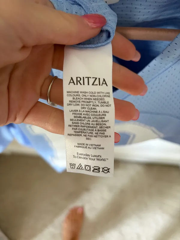 Aritzia TNA Jersey Tee - Image 3