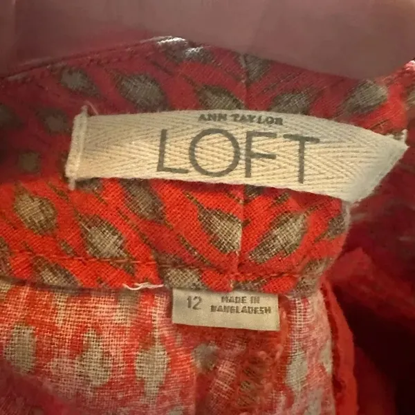 Loft linen blend red & gray leaf preppy chino 12 shorts - Image 3