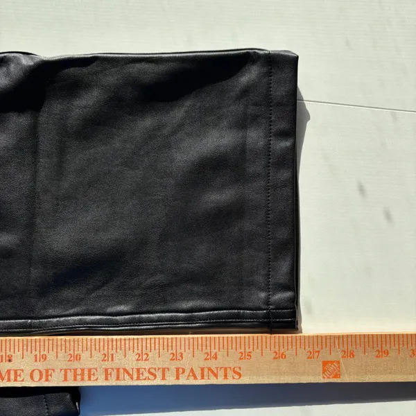 Abercrombie‎ Fitch Black Vegan Leather High Rise Relaxed Fit Pants Women's 26 - Image 7