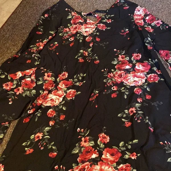 Lulus medium floral dress‎ - Image 4