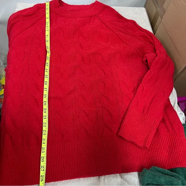 Aerie Vibrant Red Cable Knit Sweater size M oversized unisex - Image 7