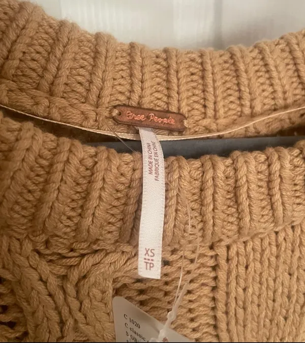 Dream Cable Knit - Image 8