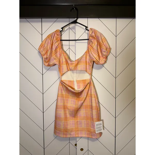 ASOS Design Women’s 6 Pink Orange Plaid Cut Out Puff Sleeve Zipper Mini Dress - Image 2