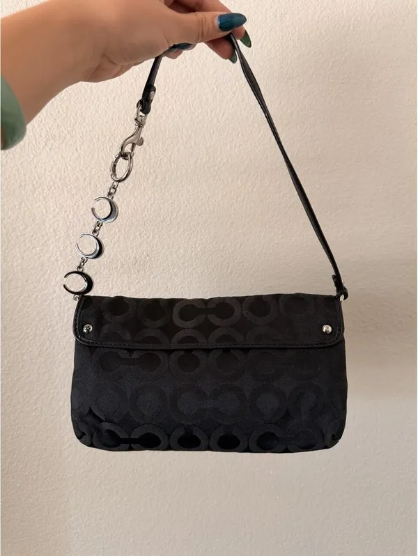 Vintage Black Coach Kristin Wristlet with Extender - Image 2
